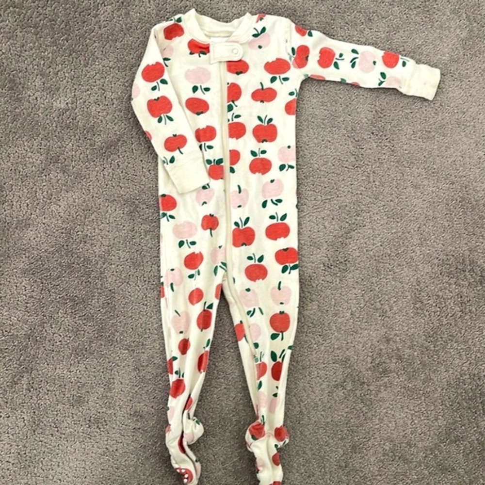 Hanna Andersson footie outfit